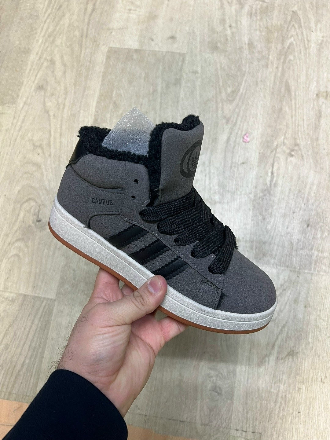 кроссовки adidas campus зимние с мехом,кроссовки adidas campus кампусы высокие зимние с мехом,зимние кроссовки adidas campus,зимние кроссовки адидас,адидас высокие кроссовки