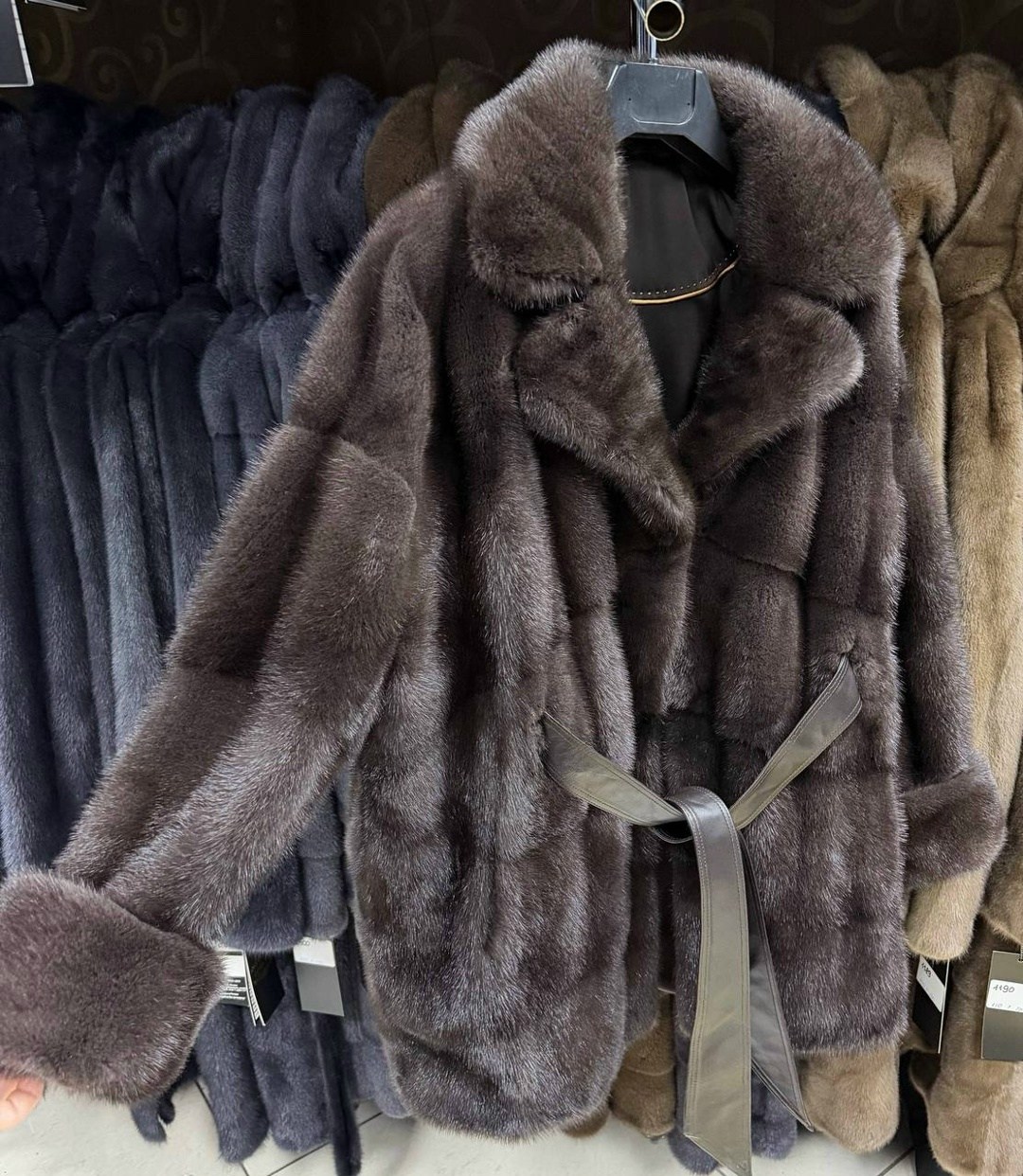 норковая шуба,шуба из норки,шуба,шубка из меха европейской норки,шуба норковая с английским воротником