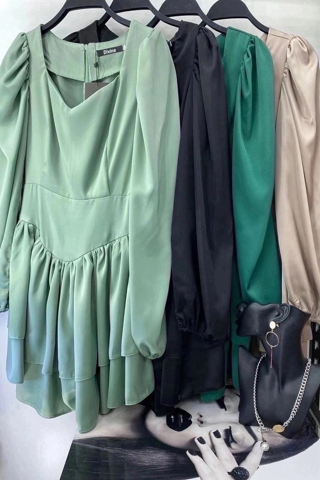 атласное платье,платье,платье женская,модное платье,платье с оборками