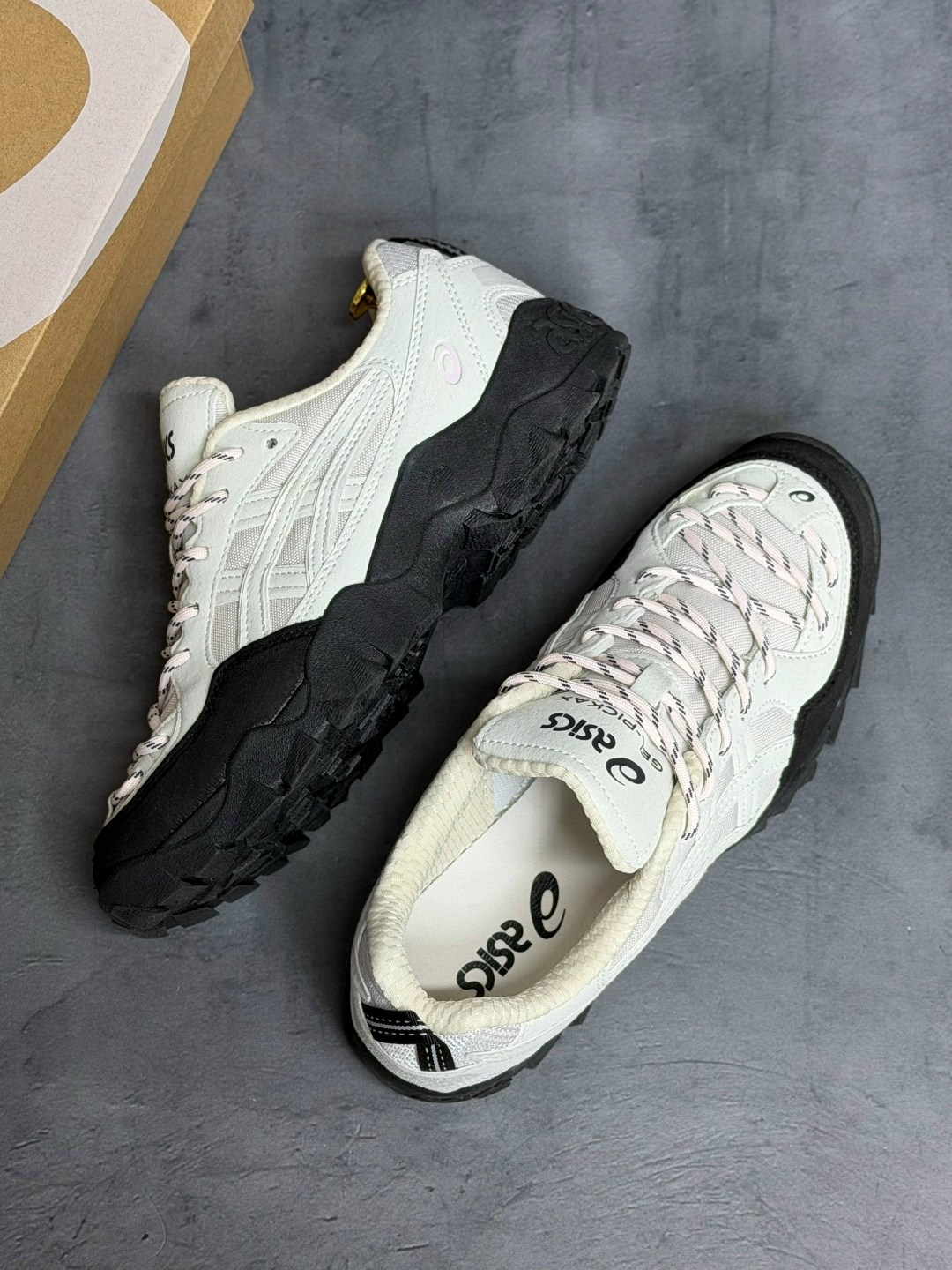 кроссовки asics gel-pickax,кроссовки asics,,кроссовки asics gel-pickax white black,asics gel pickax