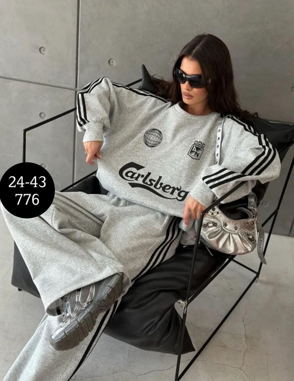 женский спортивный костюм adidas,костюм спортивный женский,спортивный костюм,женский костюм,костюм спортивные женские костюмы