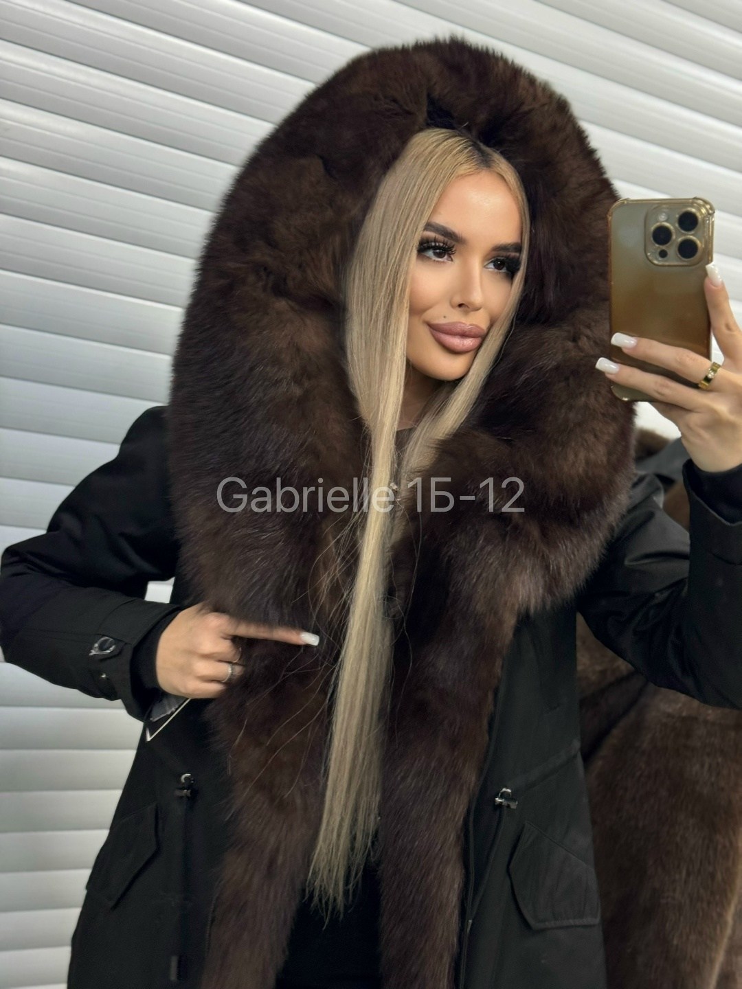 парка с натуральным мехом,парка с мехом песца,парка мехом,парки с песцом,женская парка
