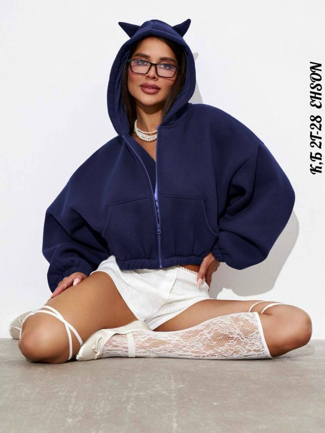 худи укороченная,зип худи укороченная кофта на молнии с начесом amor fati,женская кофта,толстовка женская,толстовка укороченная