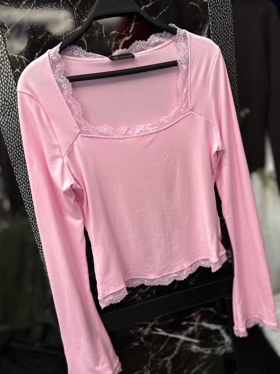 топ с кружевной отделкой в рубчик morgyn edikted розовый,кроп топ,женский кроп топ,лонгслив,модная блузка