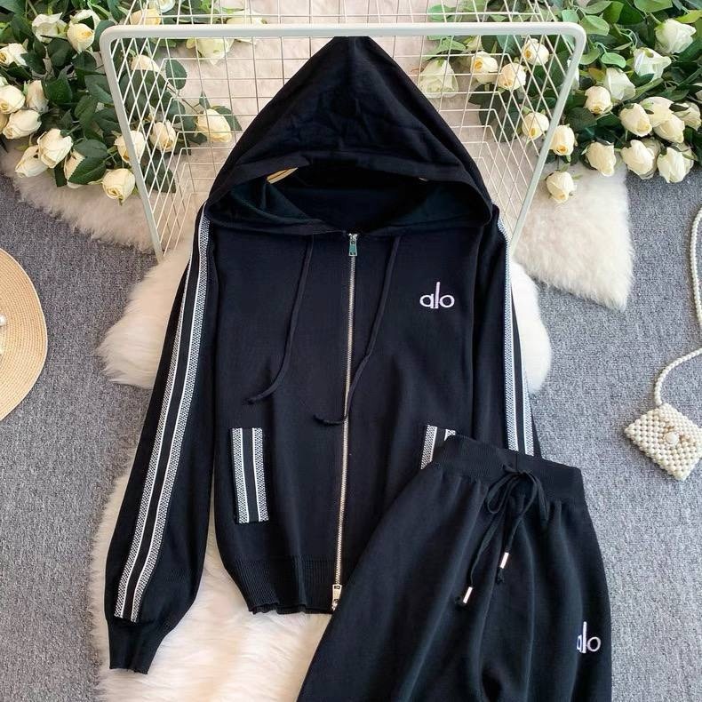 стильные костюмы,костюм женский,костюм спортивный,спортивный костюм женский,костюм с брюками