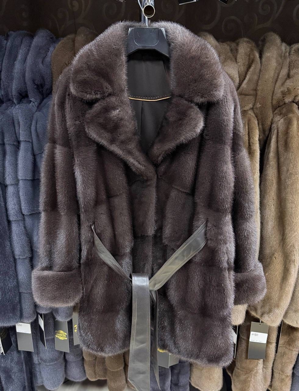 норковая шуба,шуба из норки,шуба,шубка из меха европейской норки,шуба норковая с английским воротником