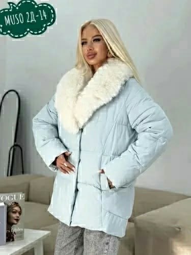 женская куртка из полиэстера,элегантная женская куртка,куртка зимняя оверсайз с меховым воротником biscolli цвет голубой лед,куртка зимняя оверсайз с меховым воротником biscolli,женская зимняя куртка