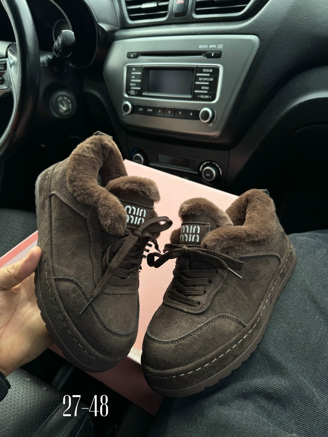 ,женская ,зимняя  женская,женские зимние кроссовки,модные зимние кроссовки