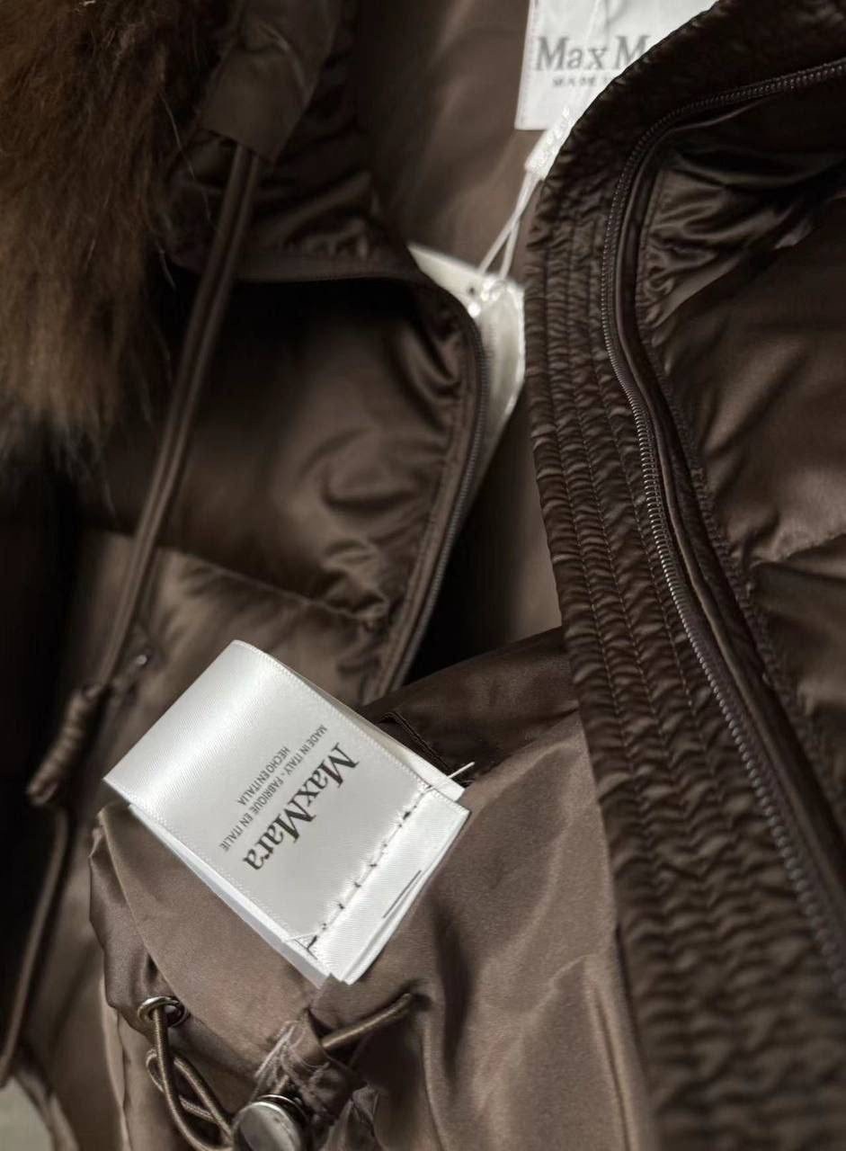 зимняя куртка-пуховик,пуховик с натуральным мехом,пуховик женский,короткий пуховик,пуховик