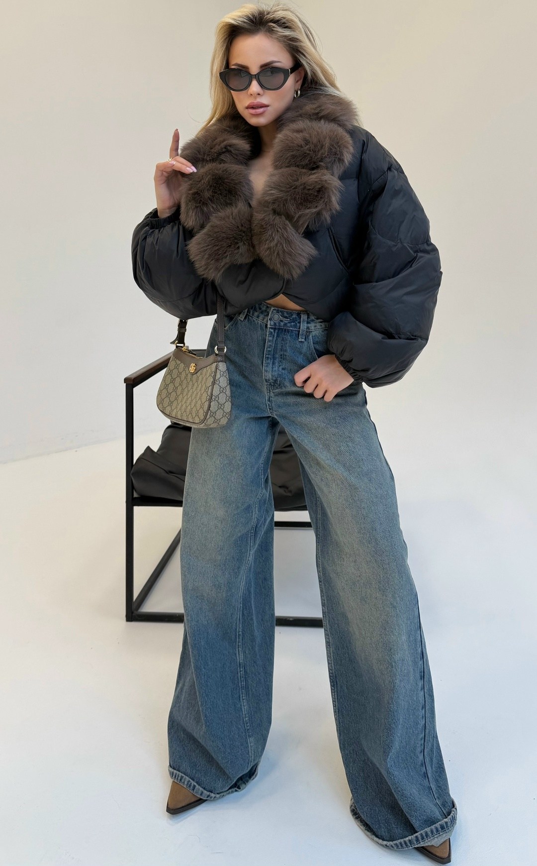 куртка с мехом,куртка с натуральным мехом,пуховик с натуральным мехом,куртка женская с натуральным мехом,короткий пуховик