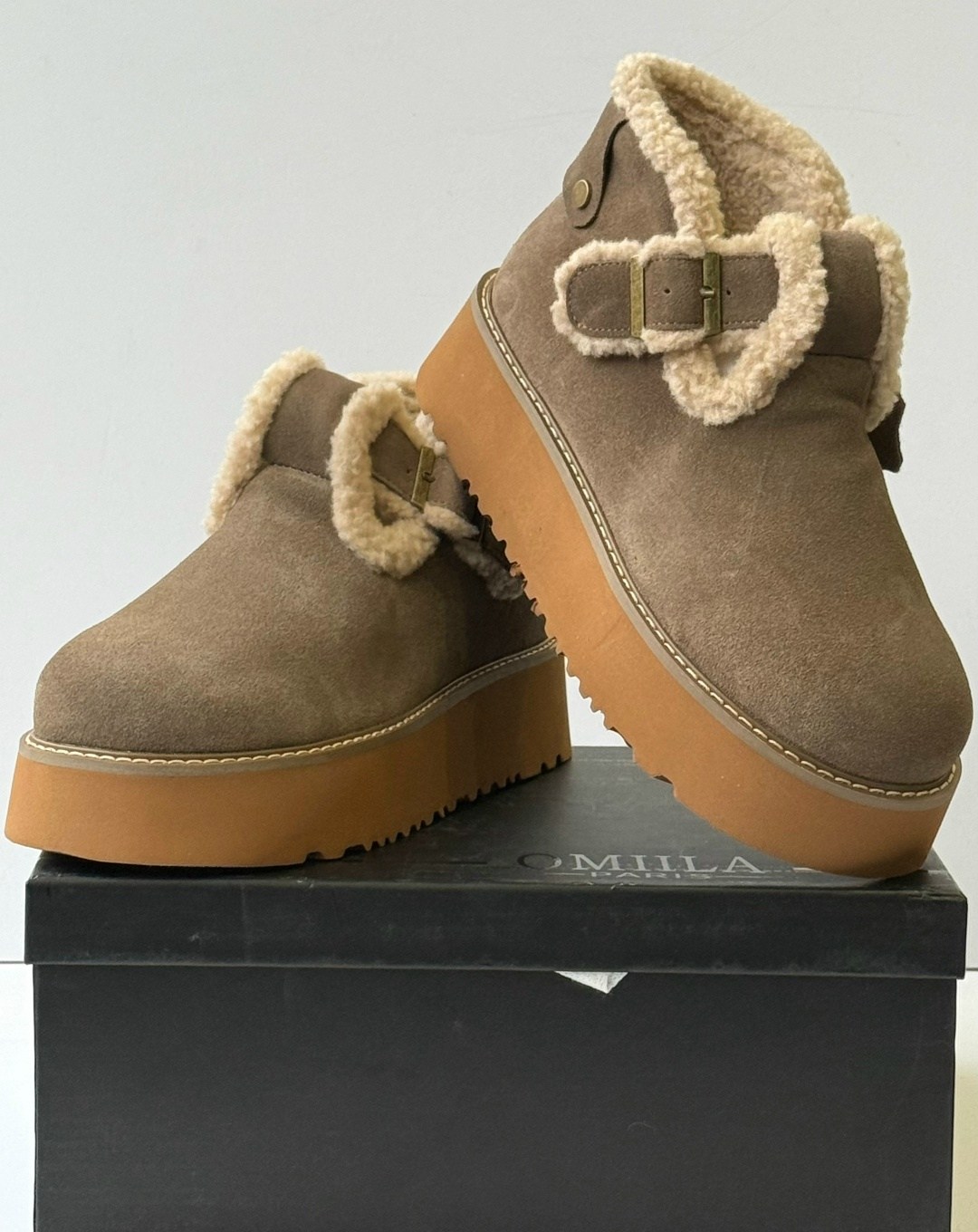 ,женские замшевые зимние ботинки,женские угги,зимняя женская ,меховая