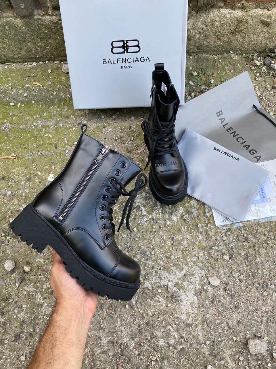 ботинки balenciaga,женские ботинки баленсиага,ботинки баленсиага,большие ботинки баленсиага, баленсиага