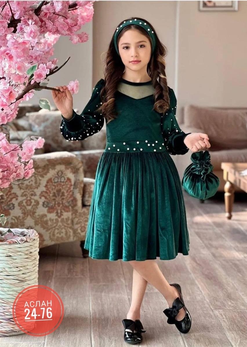 платье детская,бархатное платье для девочки,платье для девочки велюровое,детское платье из бархата,платье велюр для девочки