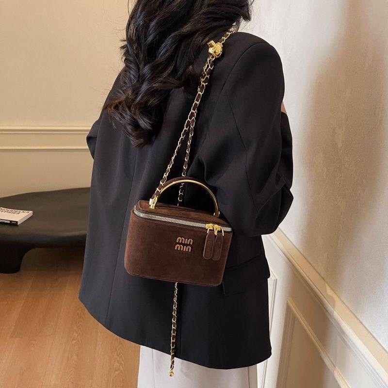 сумка miu miu женская через плечо,min min сумочка на плечо красная,модная сумка,модная женская сумка,сумка женская