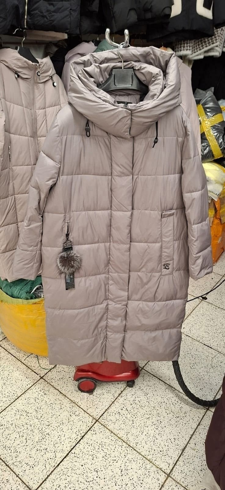 женские пуховики,пуховики женские зимние,куртка женская зимняя,удлиненная куртка,пуховик