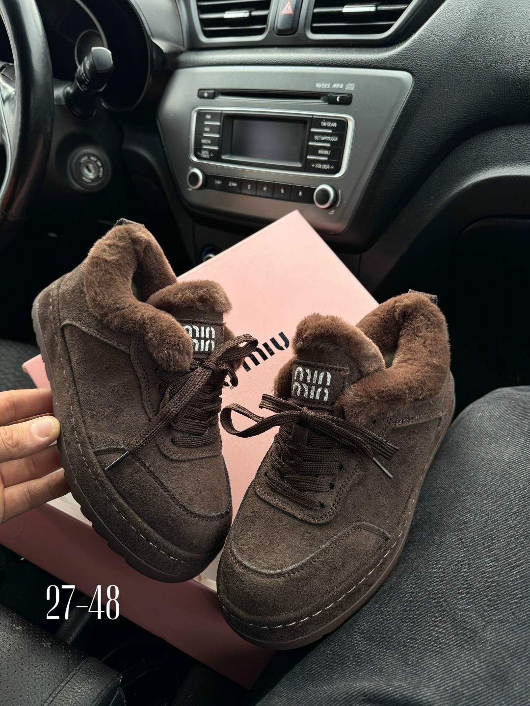 ,женская ,зимняя  женская,женские зимние кроссовки,модные зимние кроссовки