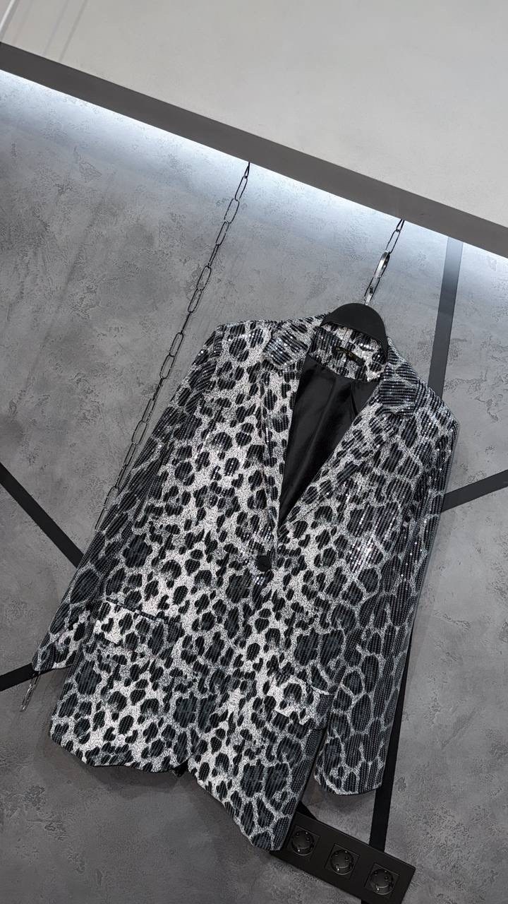 пиджак классический леопардовый fashionboom,пиджак леопардовый,леопардовые костюмы,женский блейзер с леопардовым принтом,пиджак классический fashionboom цвет серый леопардовый