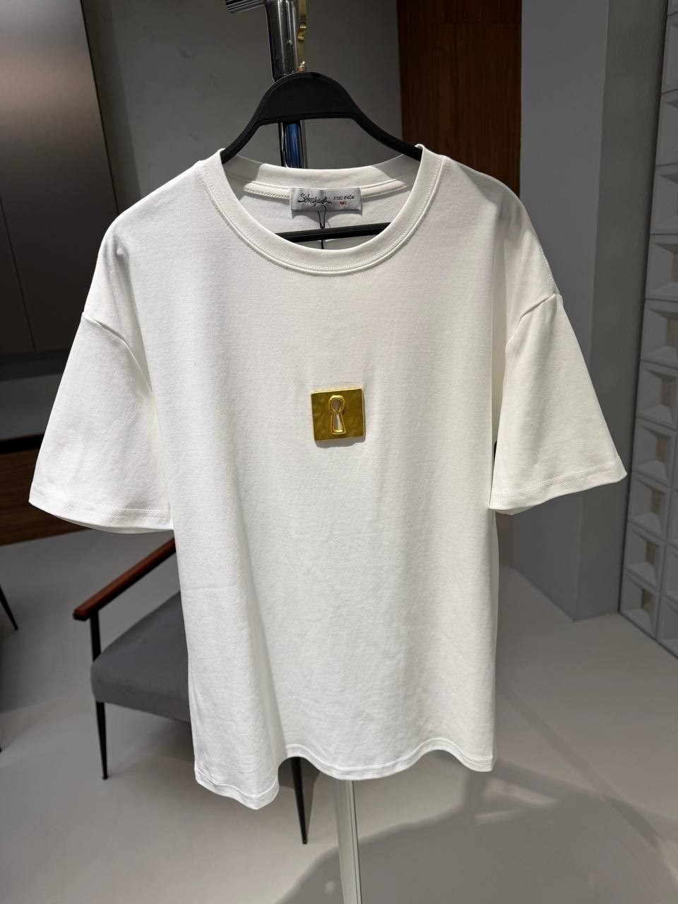 футболка оверсайз,белая футболка оверсайз,футболка женская оверсайз,футболка оверсайз с принтами,базовая оверсайз футболка