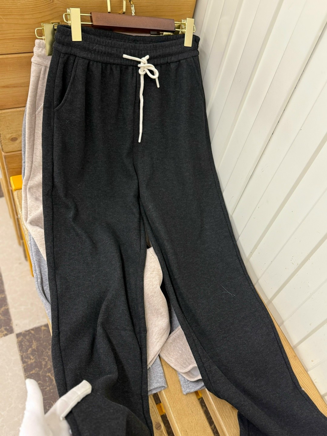 брюки широкие,широкие брюки женские,брюки женские трикотажные с широкими штанинами,брюки свободные,повседневные брюки