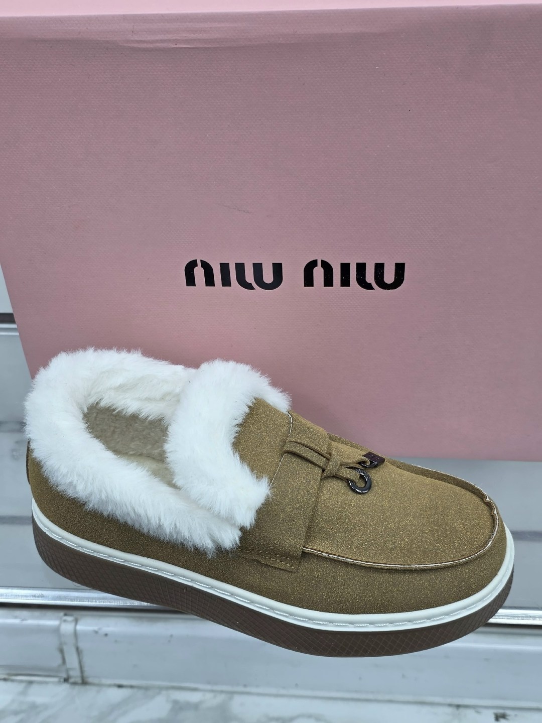 ,угги женские,слипоны с мехом женские,женские лоферы,лоферы с мехам