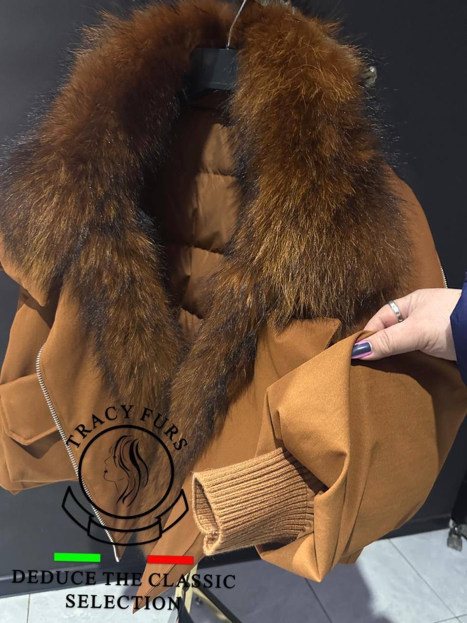 женская куртка с натуральным мехом,женская парка с натуральным мехом,парка с натуральным мехом,парка с мехом,пуховики с мехом