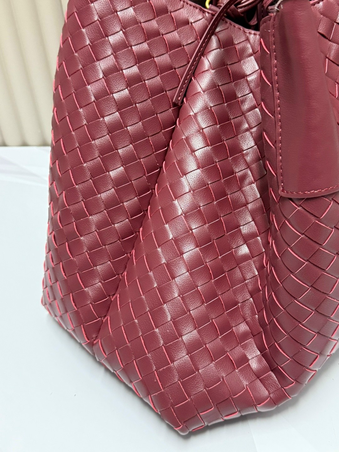 сумка bottega veneta,bottega veneta женская сумка,сумка боттега венета,боттега венета сумки женские,сумка