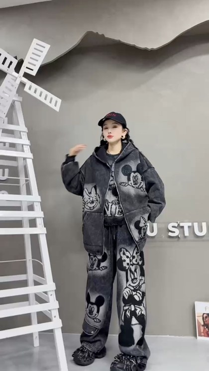 женский джинсовый костюм,джинсовые костюмы,модные костюмы,зимний костюм,повседневный костюм