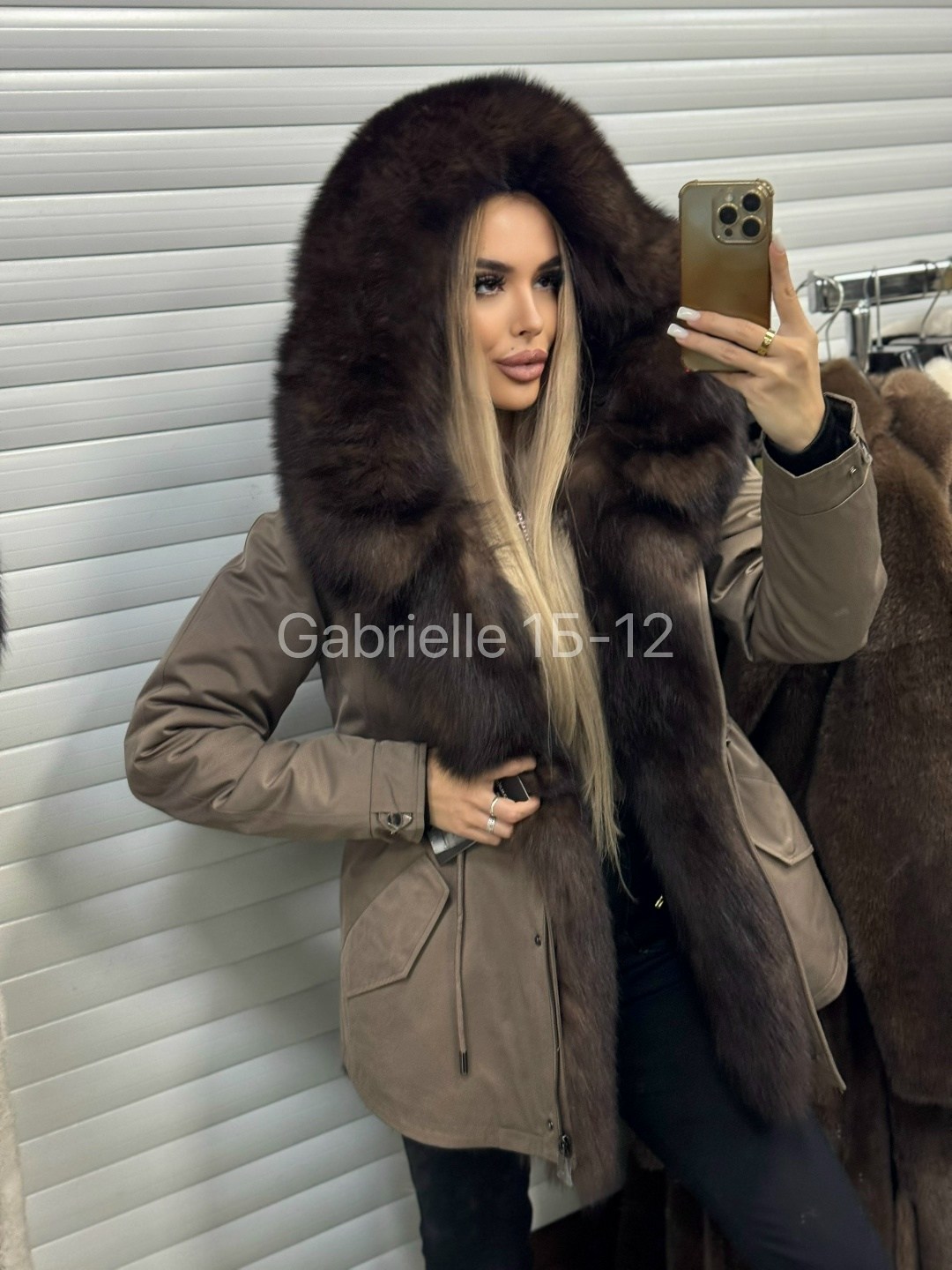 парка с натуральным мехом,парка с мехом,парка с мехом соболя,зимняя парка с натуральным мехом,женская парка