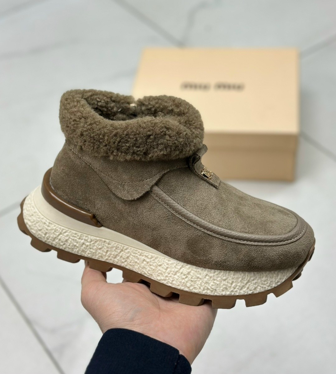 женские угги,,женская ,лоферы prada,модная женская