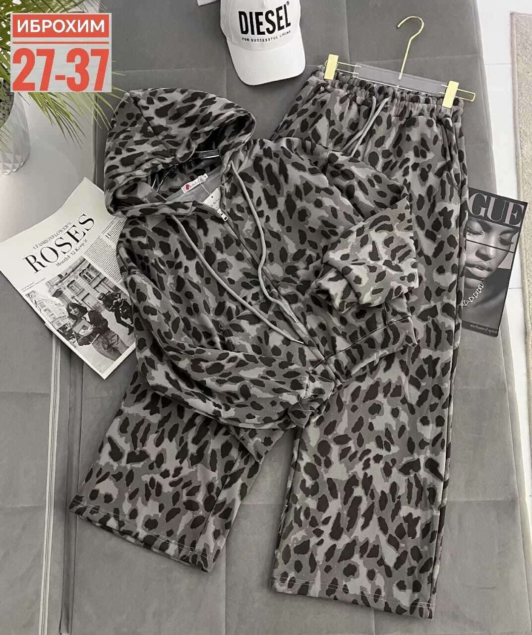костюм на флисе,костюм женский на флисе,теплый костюм женский,cпортивный костюм женский на флисе,леопардовые костюмы