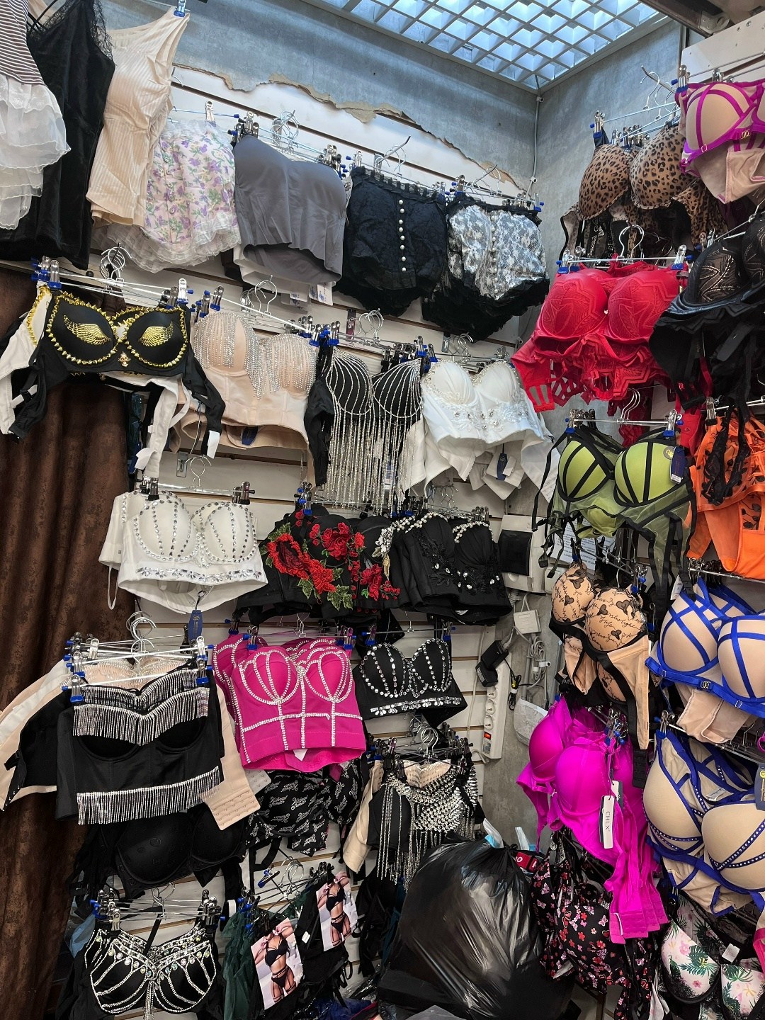 магазин склад белья ольги кушнаревой оренбург,женские белье,женское нижнее белье,нижнего белья,нижнее белье