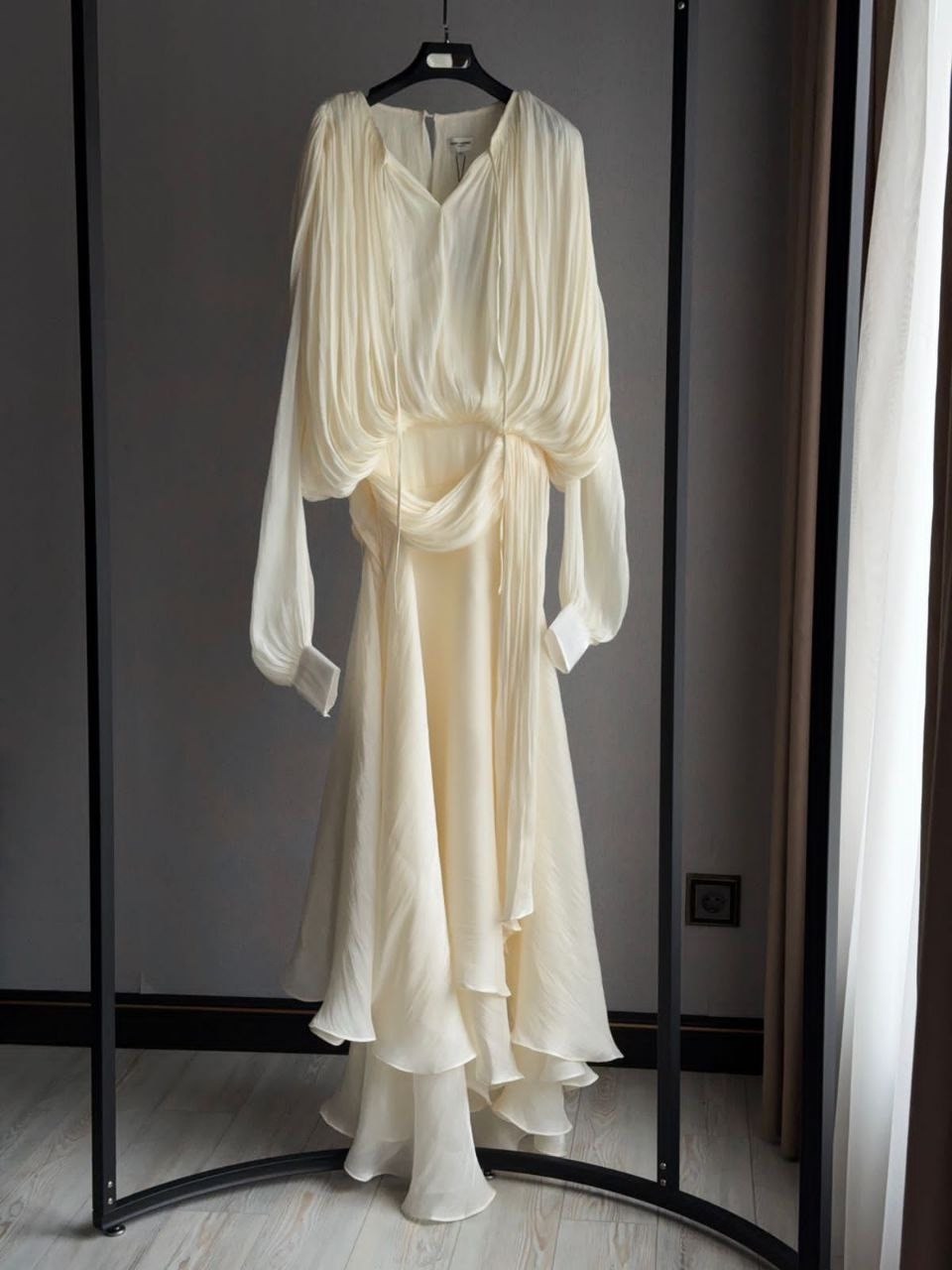 мода стиль,стильные наряды,девушка,женские наряды,женская мода