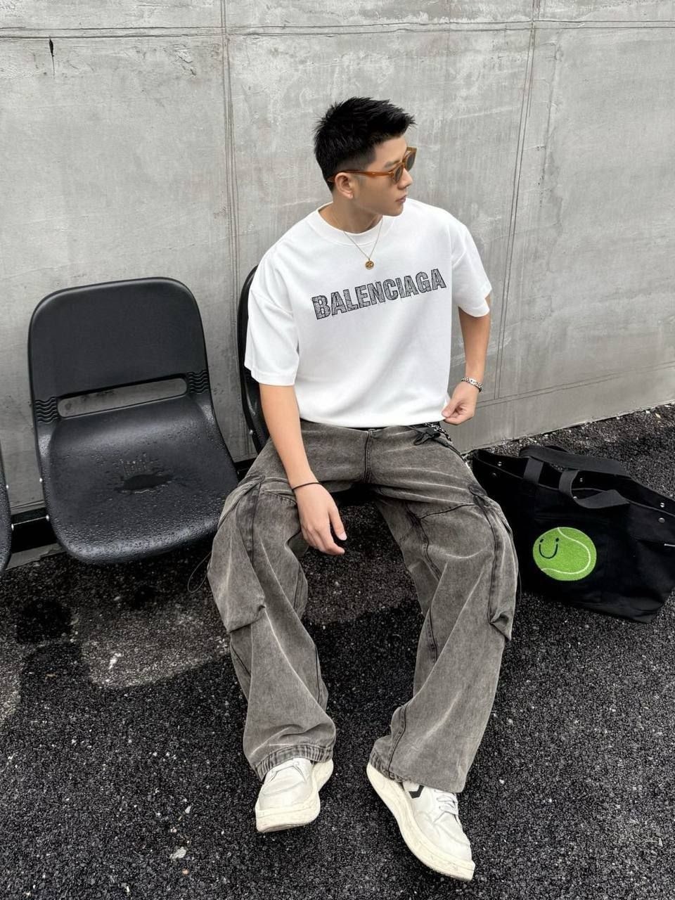 мужские футболки givenchy,футболка живанши мужская белая givenchy t-shirt,живанши футболка,белая футболка мужская,футболки мужские