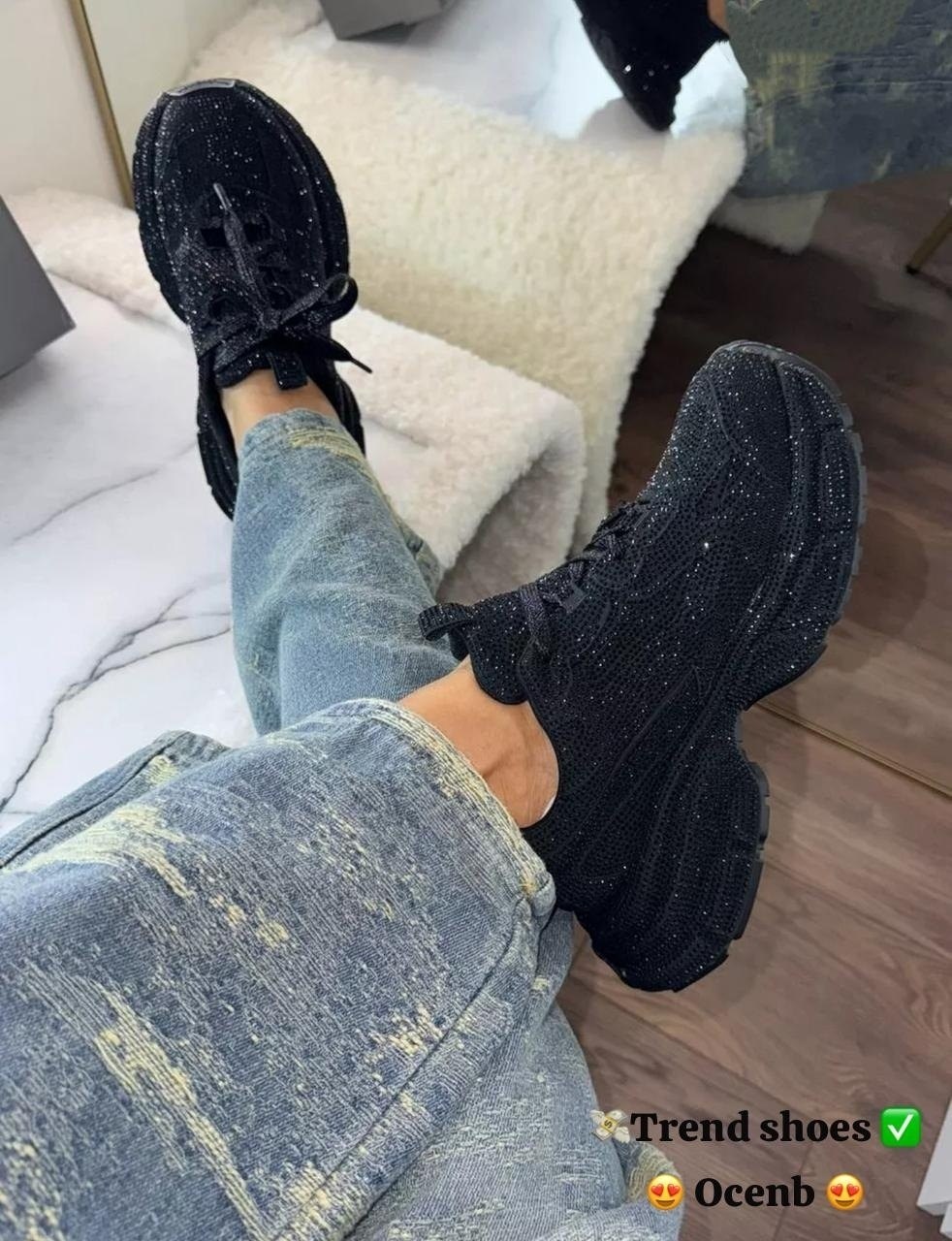 кроссовки balenciaga женские,,кроссовки женские со стразами,женские кроссовки balenciaga блестящие со стразами,кроссовки balenciaga женские со стразами