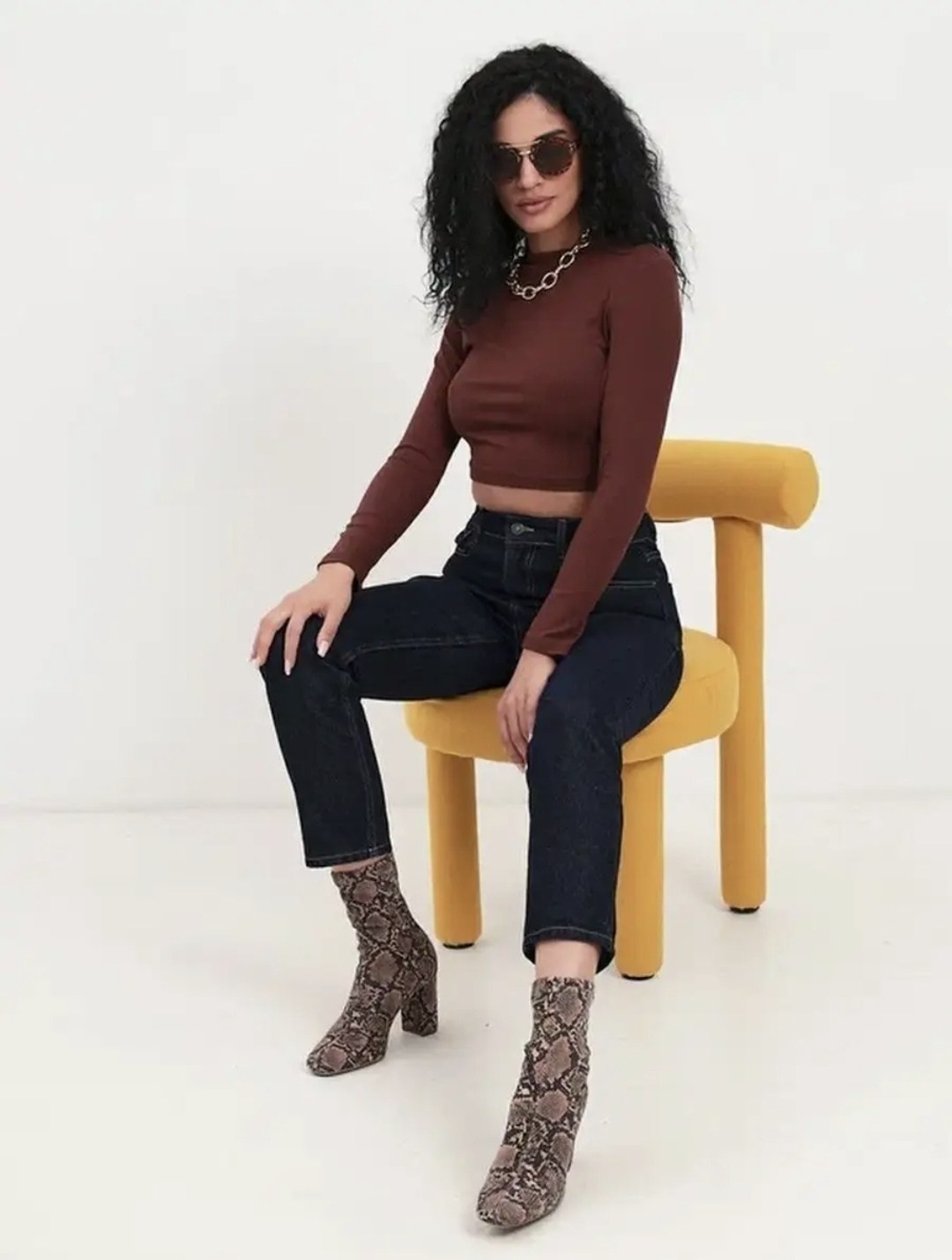 женские джинсы,джинсы модные,джинсы мом,джинсы джинсы,стильные джинсы