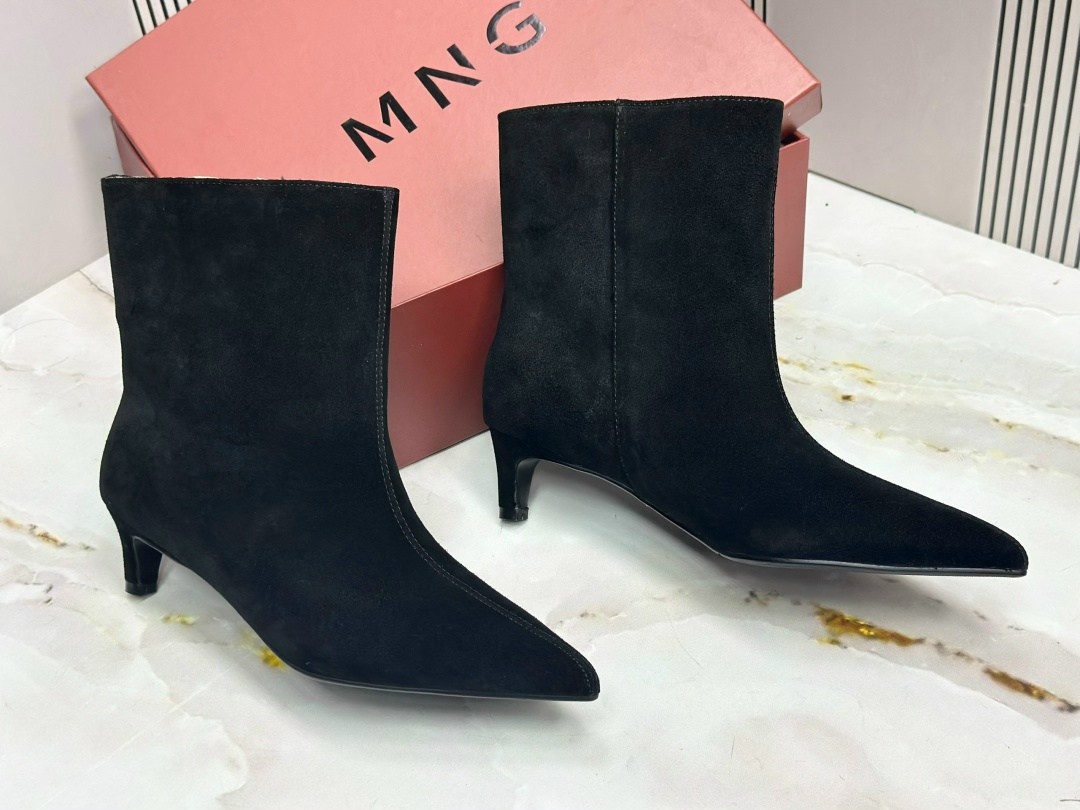 замшевые ботильоны,замшевые женские ботильоны с острым носком на,женские ботильоны,модные ботильоны,