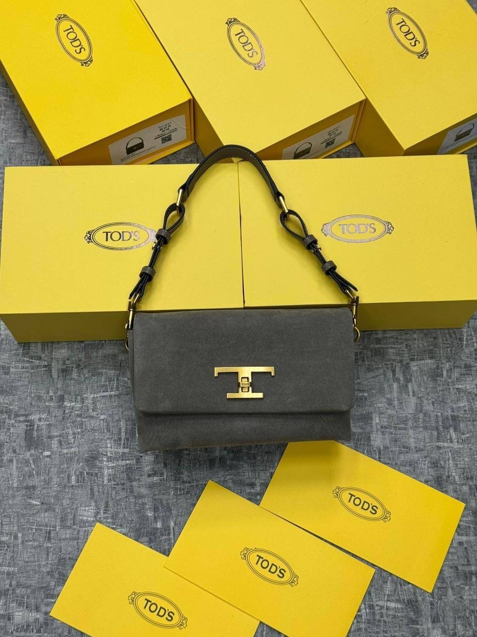 сумка,сумки модные,женская сумка,женская брендовая сумка,сумка фенди зеленая замшевая