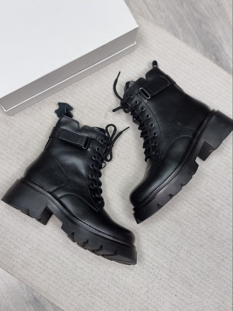 ,ботинки женские,ботинки белые,ботинки,ботинки модные