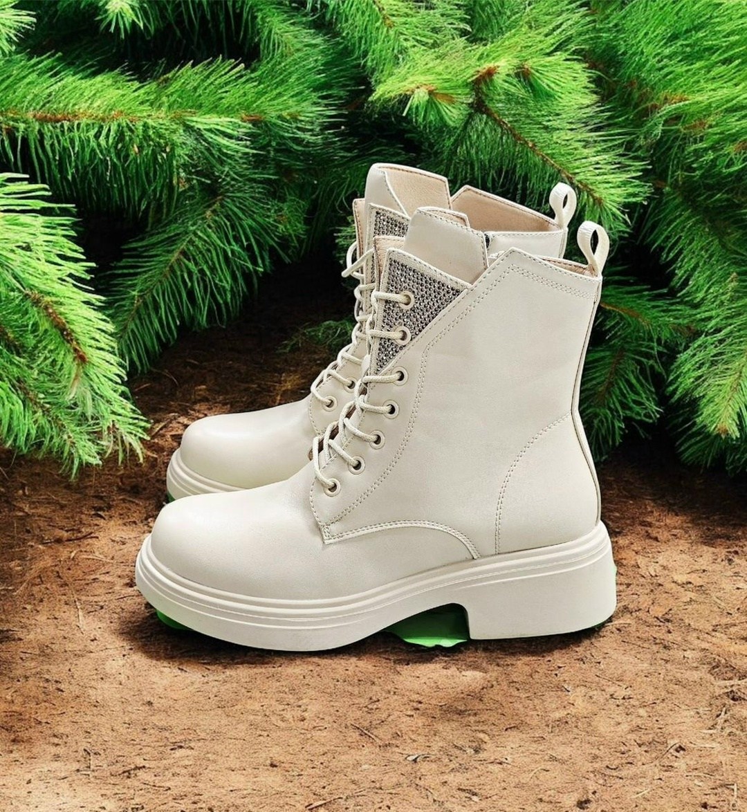 ,женские ботинки,зимние ботинки женские,ботинки женские на шнуровке,бежевые ботинки