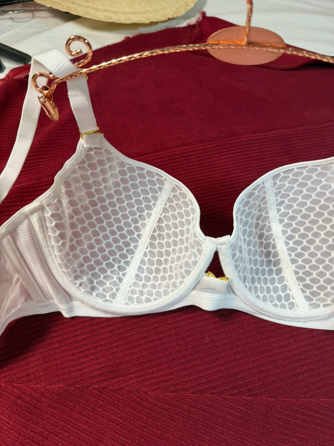 бюстгальтер,бюстгальтер пуш ап,женские бюстгальтеры,нижнее белье бюстгальтер,бюстгальтер на косточках с пуш ап