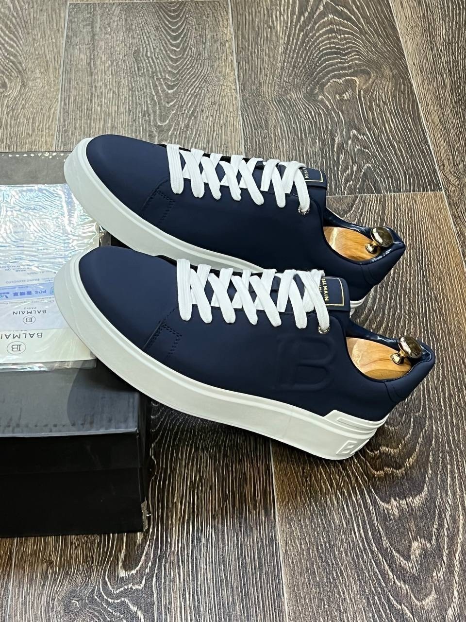 balmain кроссовки мужские,кроссовки balmain,мужские кожаные кроссовки balmain b-court,кеды balmain,кожаные кроссовки balmain