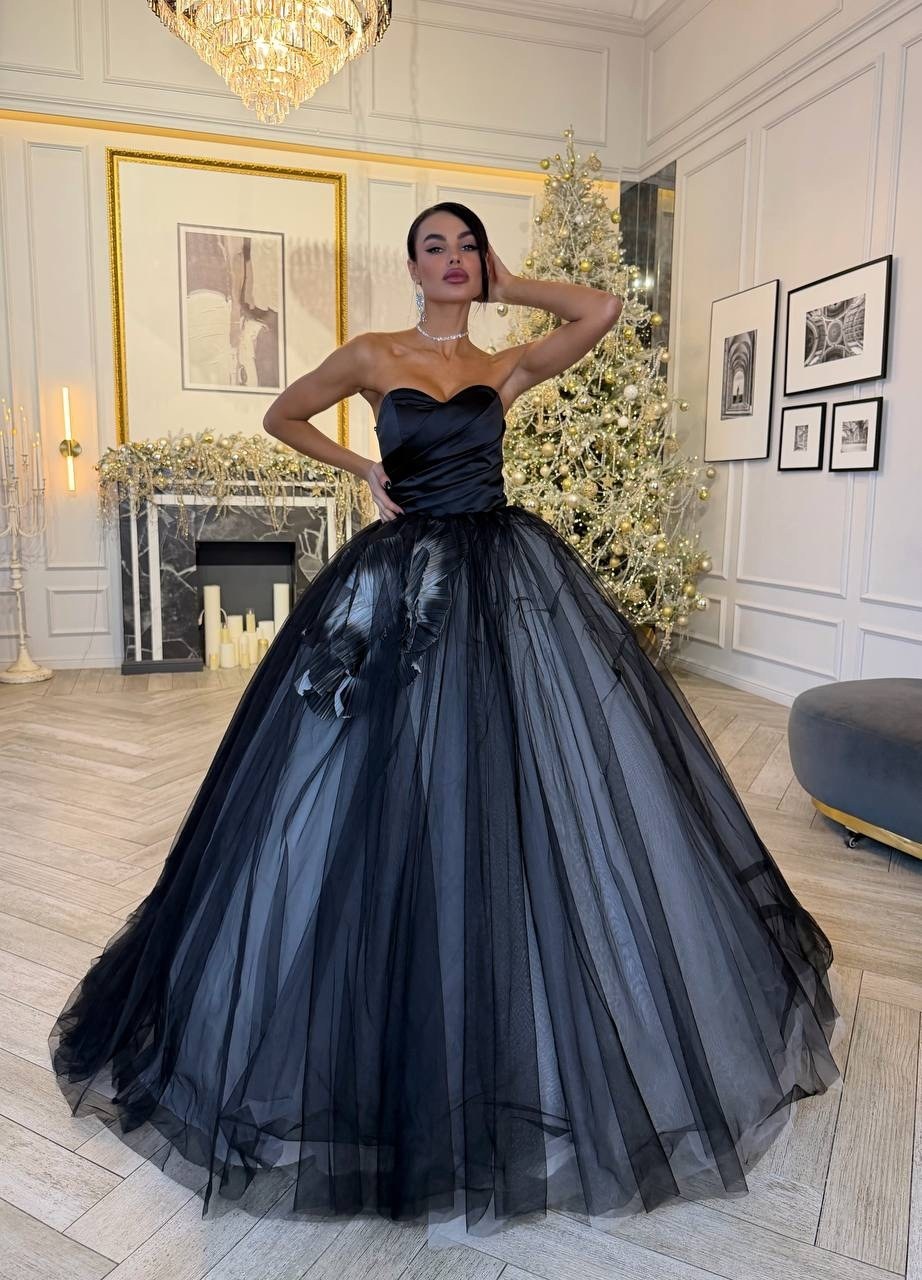 вечернее платье,черное бальное платье,черное пышное платье,вечернее платье черное,платье пышное