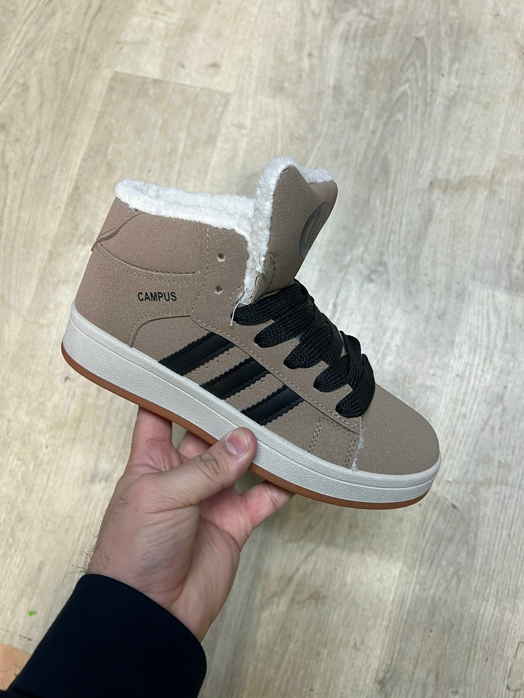 кроссовки adidas campus зимние с мехом,кроссовки adidas campus кампусы высокие зимние с мехом,зимние кроссовки adidas campus,зимние кроссовки адидас,адидас высокие кроссовки