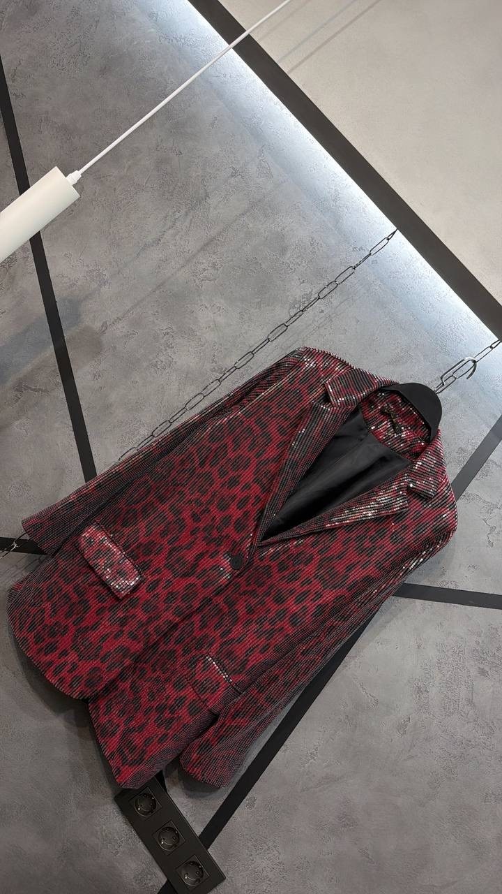 пиджак классический леопардовый fashionboom,пиджак леопардовый,леопардовые костюмы,женский блейзер с леопардовым принтом,пиджак классический fashionboom цвет серый леопардовый
