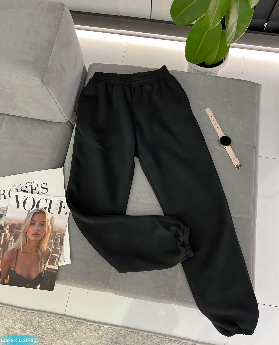 спортивные штаны,спортивные штаны женские,штаны со стразами,брюки джоггеры,брюки спортивные женские