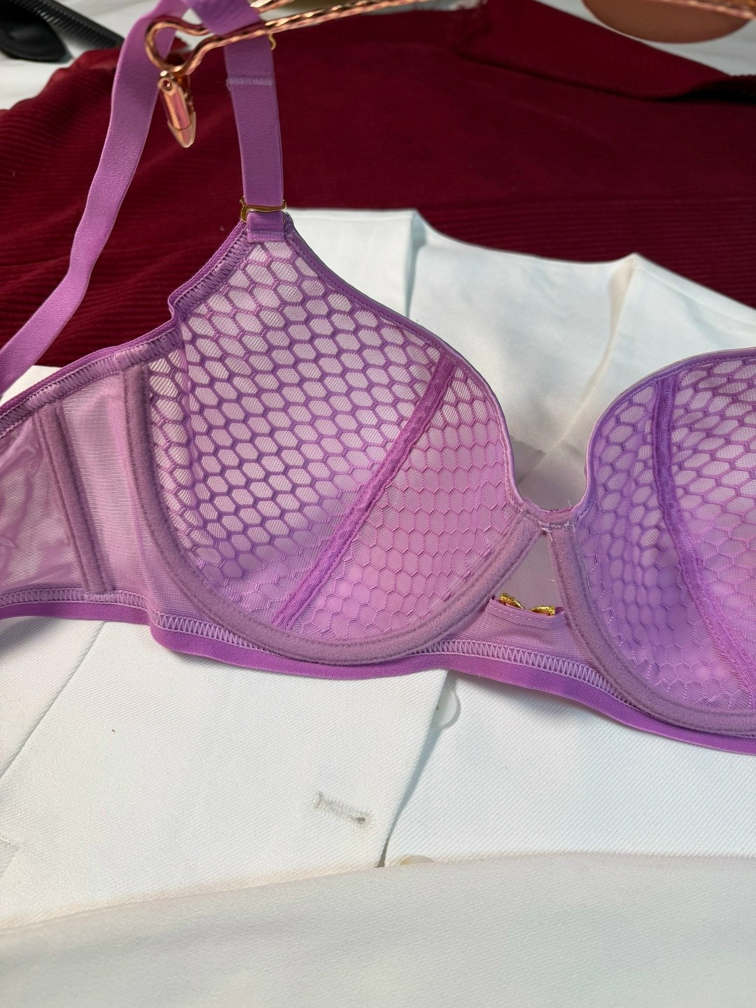 бюстгальтер,бюстгальтер пуш ап,женские бюстгальтеры,нижнее белье бюстгальтер,бюстгальтер на косточках с пуш ап