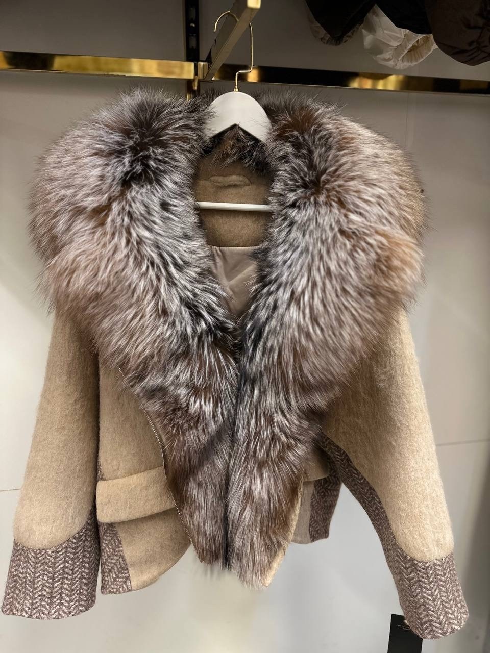 женская дубленка,куртка с мехом,куртка дубленка,пуховик с мехом,кожаная куртка с мехом