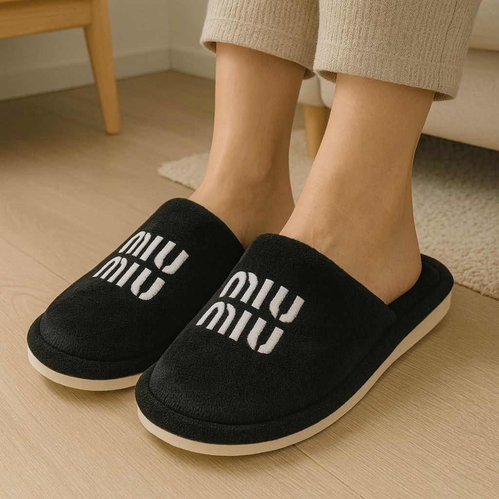 тапочки miu miu,тапочки женские,тапочки домашние женские,модные тапочки,тапочки миу миу