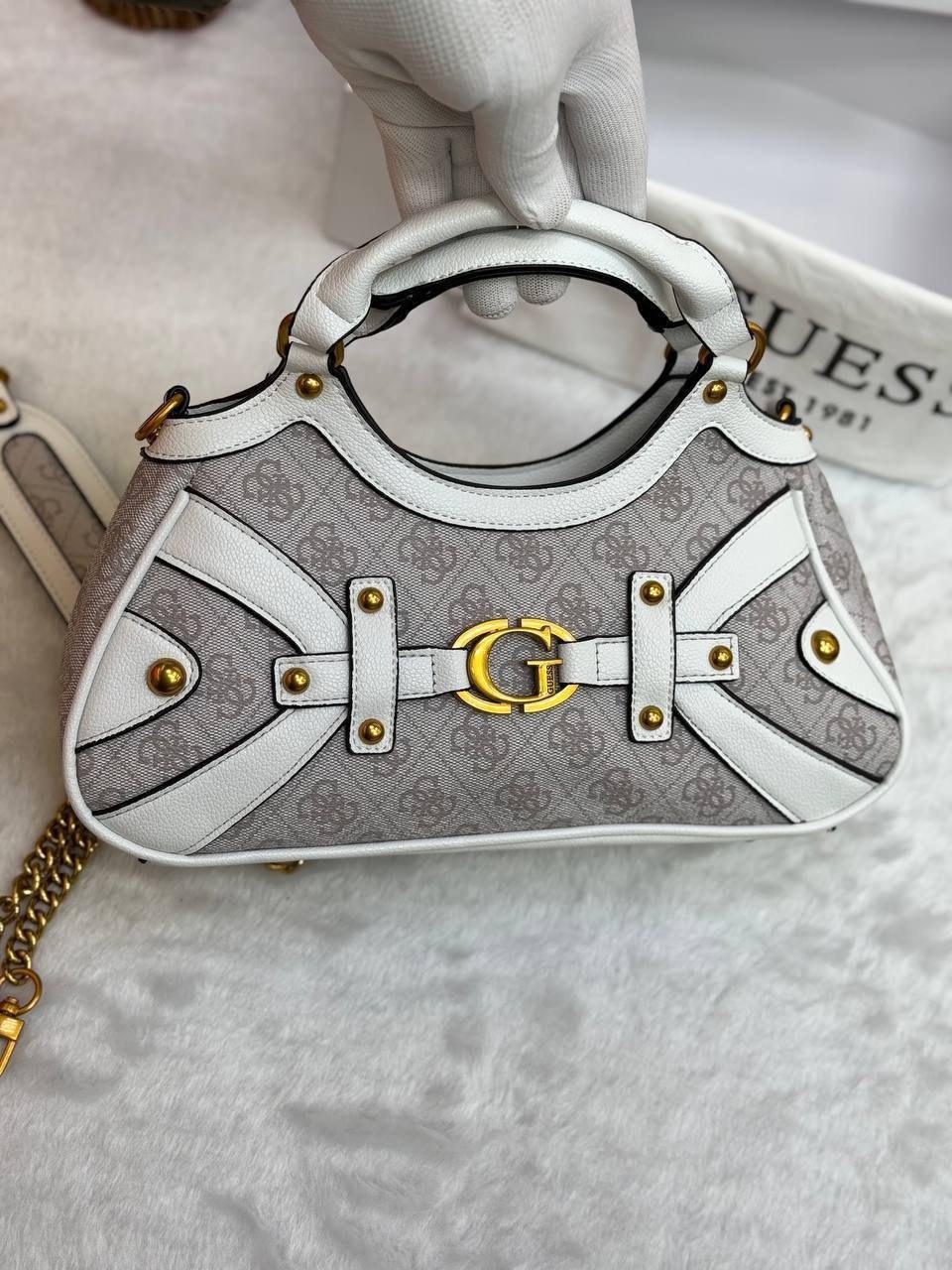 сумка guess,женская сумка guess,сумка через плечо guess,сумка на плечо guess,сумка guess кросс-боди