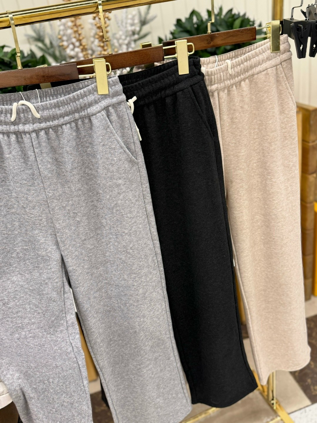 брюки широкие,широкие брюки женские,брюки женские трикотажные с широкими штанинами,брюки свободные,повседневные брюки